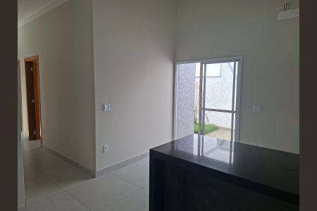 Casa de condomínio para alugar com 114m², 3 quartos e 2 vagasSala