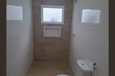 Casa de condomínio para alugar com 114m², 3 quartos e 2 vagasBanheiro