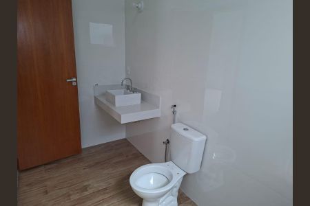 Casa de condomínio para alugar com 114m², 3 quartos e 2 vagasBanheiro