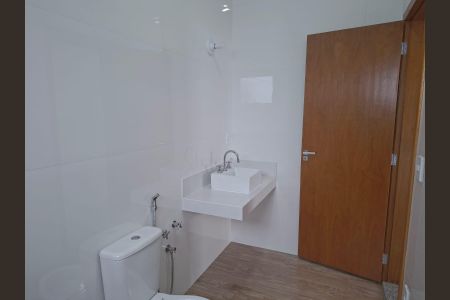 Casa de condomínio para alugar com 114m², 3 quartos e 2 vagasBanheiro