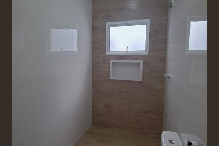 Casa de condomínio para alugar com 114m², 3 quartos e 2 vagasBanheiro