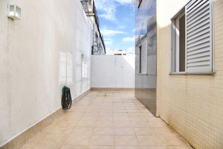 Apartamento à venda com 198m², 3 quartos e 2 vagas Apartamento à venda com 198m², 3 quartos e 2 vagasÁrea privativa