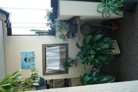 Apartamento à venda com 138m², 4 quartos e 3 vagasVaranda