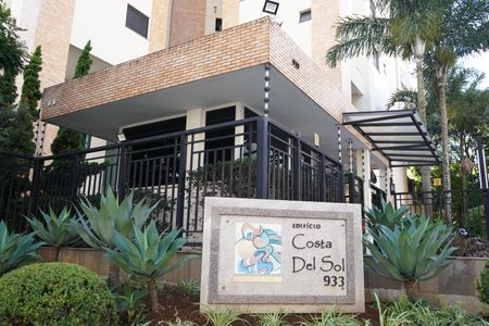 Apartamento à venda com 138m², 4 quartos e 3 vagasFachada