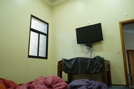 Apartamento à venda com 138m², 4 quartos e 3 vagasCinema