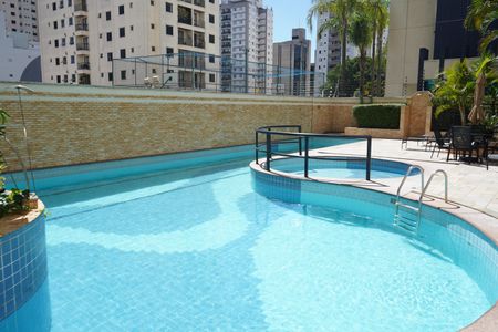 Apartamento à venda com 138m², 4 quartos e 3 vagasÁrea comum - Piscina