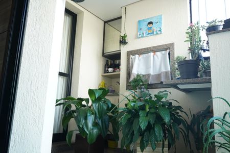 Apartamento à venda com 138m², 4 quartos e 3 vagasVaranda