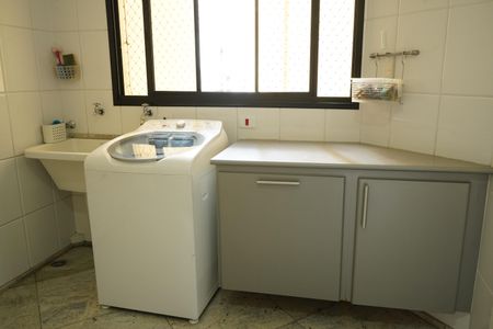 Apartamento à venda com 138m², 4 quartos e 3 vagasÁrea de Serviço