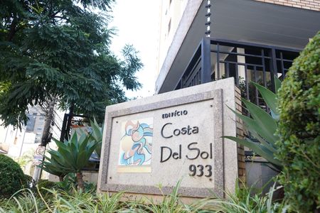 Apartamento à venda com 138m², 4 quartos e 3 vagasFachada