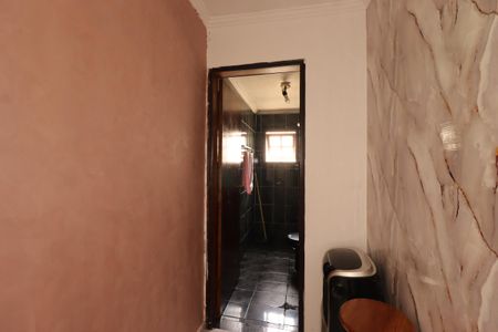 Casa à venda com 235m², 4 quartos e 2 vagasBanheiro 1