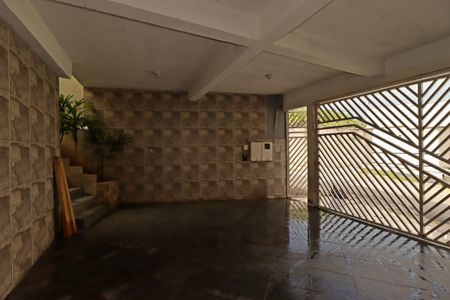 Casa à venda com 235m², 4 quartos e 2 vagasGaragem
