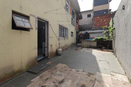 Casa à venda com 235m², 4 quartos e 2 vagasQuintal