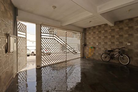 Casa à venda com 235m², 4 quartos e 2 vagasGaragem