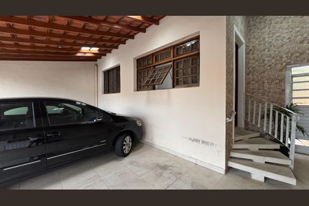 Casa à venda com 162m², 2 quartos e 3 vagasGaragem