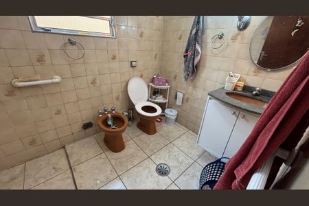 Casa à venda com 162m², 2 quartos e 3 vagasBanheiro