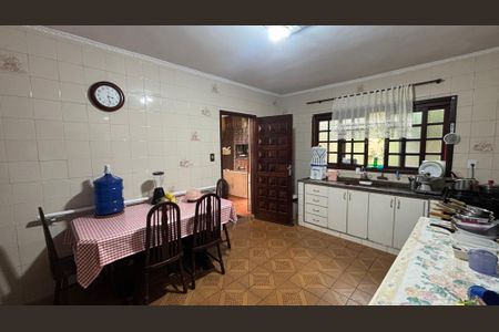 Casa à venda com 162m², 2 quartos e 3 vagasCozinha