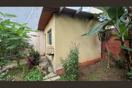 Casa à venda com 162m², 2 quartos e 3 vagasQuintal