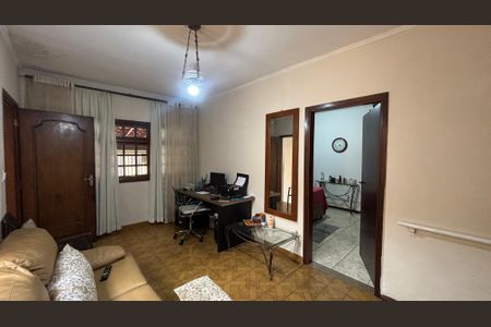 Casa à venda com 162m², 2 quartos e 3 vagasSala