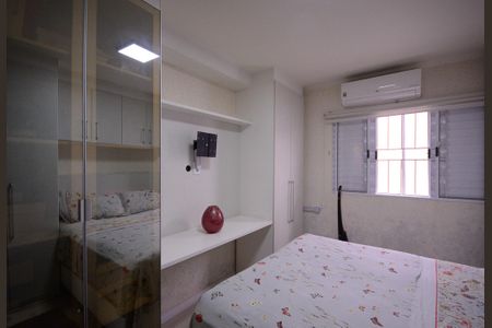 Casa à venda com 200m², 2 quartos e 2 vagasQuarto 2