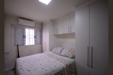 Casa à venda com 200m², 2 quartos e 2 vagasQuarto 2