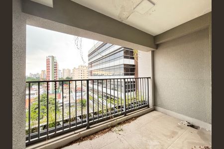 Varanda de kitnet/studio à venda com 1 quarto, 29m² em Indianópolis, São Paulo