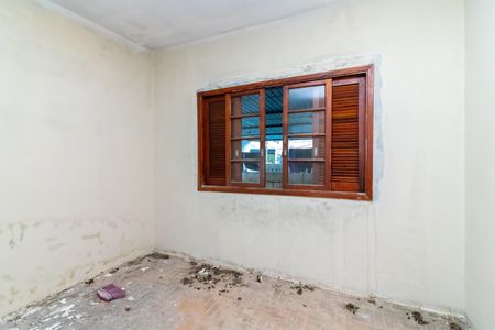 Casa para alugar com 33m², 2 quartos e 1 vaga