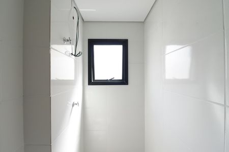 Apartamento à venda com 42m², 2 quartos e sem vaga Apartamento à venda com 42m², 2 quartos e sem vagaBanheiro