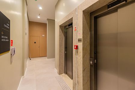 Studio à venda com 23m², 1 quarto e sem vaga Studio à venda com 23m², 1 quarto e sem vagaHall