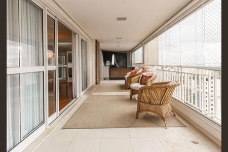 Apartamento à venda com 200m², 3 quartos e 3 vagasFoto 05