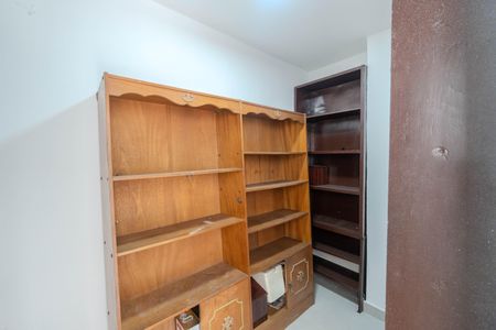 Apartamento para alugar com 168m², 6 quartos e 2 vagasQuarto de Serviço