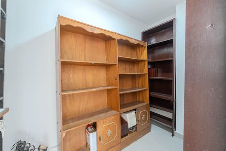 Apartamento para alugar com 168m², 6 quartos e 2 vagasQuarto de Serviço