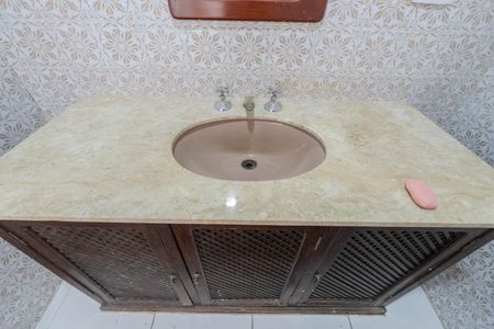 Apartamento para alugar com 168m², 6 quartos e 2 vagasLavabo