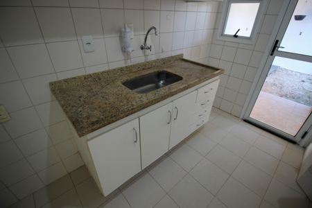 Casa de condomínio para alugar com 105m², 3 quartos e 2 vagas
