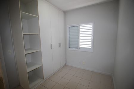 Casa de condomínio para alugar com 105m², 3 quartos e 2 vagas
