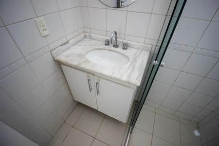 Casa de condomínio para alugar com 105m², 3 quartos e 2 vagas