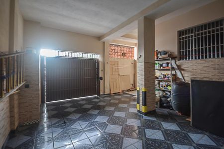 Casa à venda com 300m², 7 quartos e 2 vagas Casa à venda com 300m², 7 quartos e 2 vagasGaragem