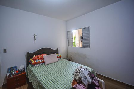 Casa à venda com 300m², 7 quartos e 2 vagas Casa à venda com 300m², 7 quartos e 2 vagasQuarto 2