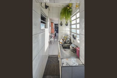 Casa à venda com 300m², 7 quartos e 2 vagas Casa à venda com 300m², 7 quartos e 2 vagasEdícula 2