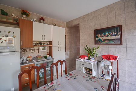 Casa à venda com 300m², 7 quartos e 2 vagas Casa à venda com 300m², 7 quartos e 2 vagasCozinha