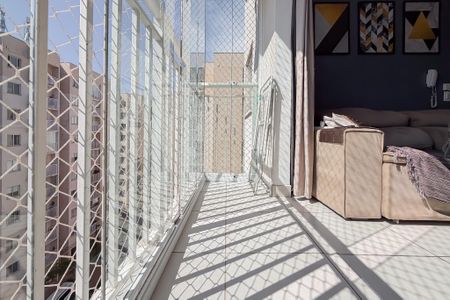 Apartamento à venda com 34m², 2 quartos e sem vagaSala - Varanda