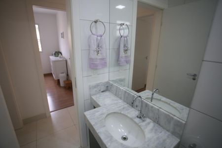 Apartamento à venda com 81m², 3 quartos e 2 vagasBanheiro