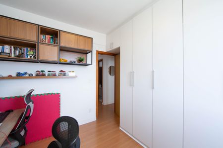 Apartamento à venda com 140m², 3 quartos e 2 vagasQUARTO3