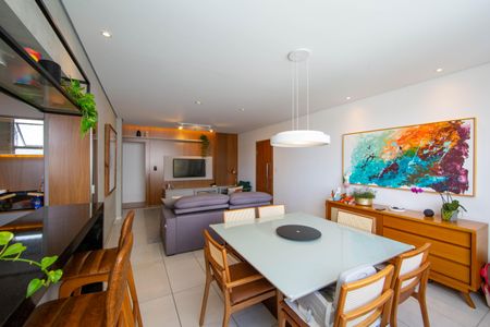 Apartamento à venda com 140m², 3 quartos e 2 vagasSALA