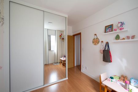 Apartamento à venda com 140m², 3 quartos e 2 vagasQUARTO2