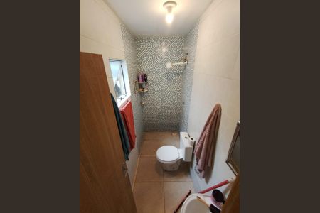 Banheiro de casa à venda com 3 quartos, 107m² em Jardim do Mirante, Santo André