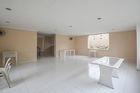 Apartamento para alugar com 61m², 2 quartos e 1 vagaÁrea comum - Salão de festas