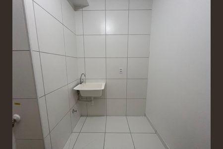 Apartamento para alugar com 37m², 2 quartos e sem vaga Apartamento para alugar com 37m², 2 quartos e sem vagaCozinha e Área de Serviço