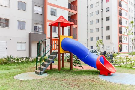 Apartamento para alugar com 37m², 2 quartos e sem vaga Apartamento para alugar com 37m², 2 quartos e sem vagaÁrea comum - Playground