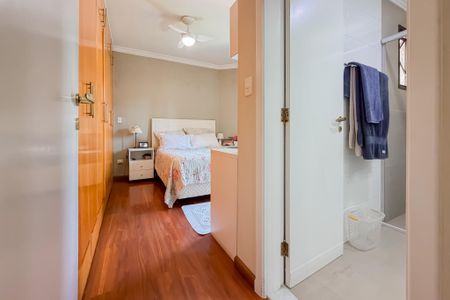 Apartamento à venda com 117m², 3 quartos e 3 vagas Apartamento à venda com 117m², 3 quartos e 3 vagasSuíte