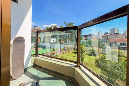 Apartamento à venda com 117m², 3 quartos e 3 vagas Apartamento à venda com 117m², 3 quartos e 3 vagasQuarto 1 - Varanda